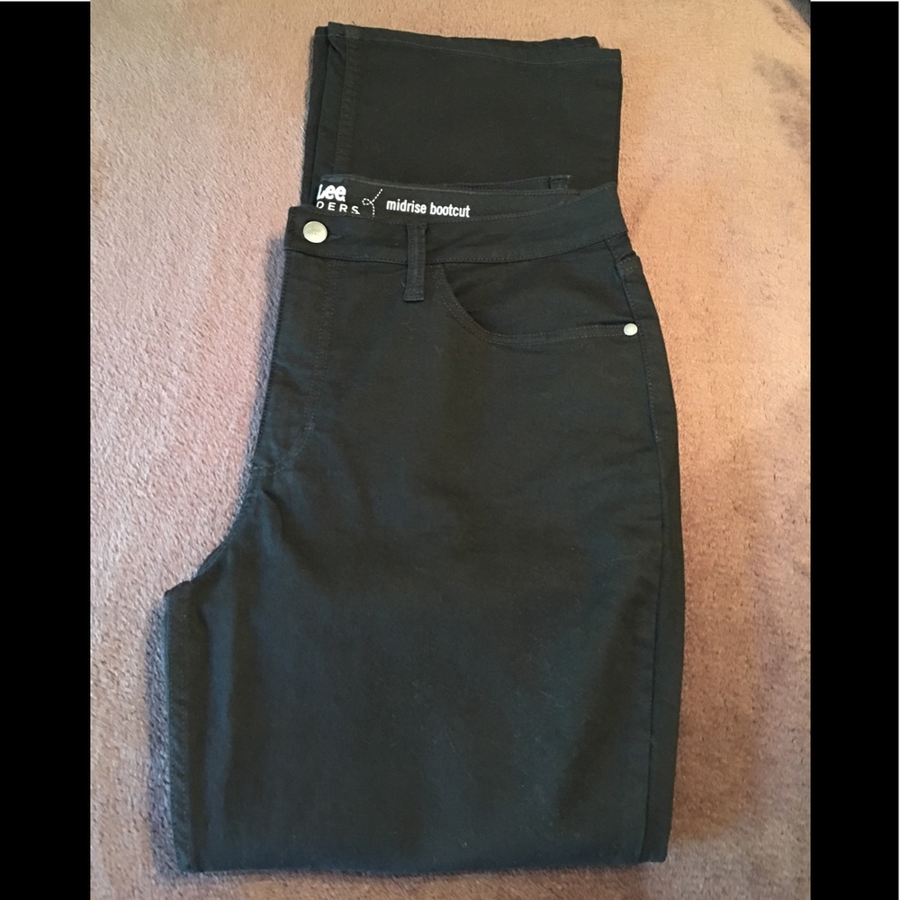 Lee Riders Midrise Bootcut Black pants size 16M